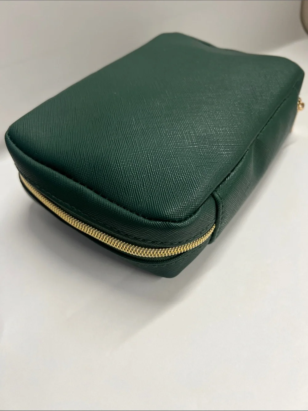 GRAFF Dark Green Vegan Leather Zip Around Travel Clutch Pouch - New